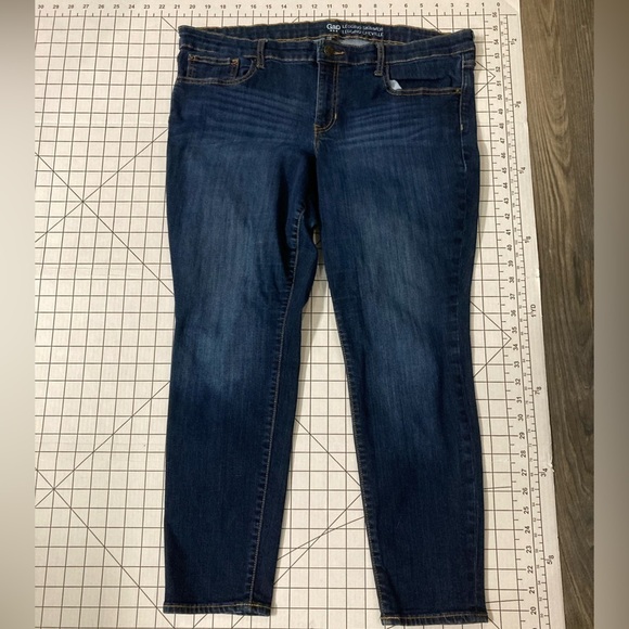GAP Denim - GAP 1969 Women’s Size 18 Legging Skimmer Blue Jeans